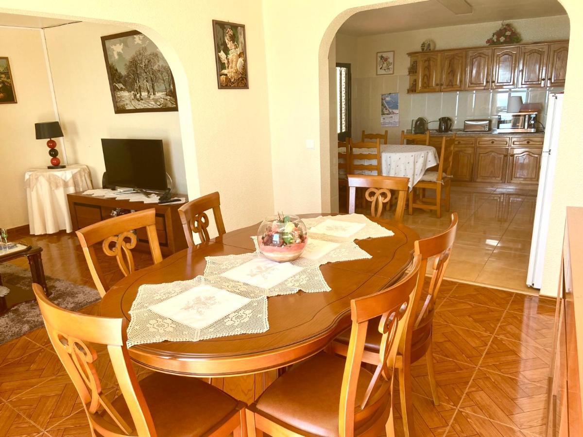 Holiday home Casa Neves Three Bedrooms And Fantastic Sea View